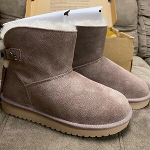 KOOLABURRA By UGG JAELYN MINI BOOT - NEW